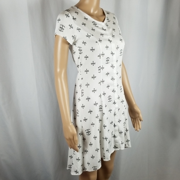 Junk Food | Tiki Blondie Camp FunTime Button Dress - Picture 1 of 8